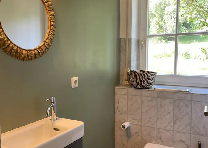 Landhaus-villa Auf Dem Berg